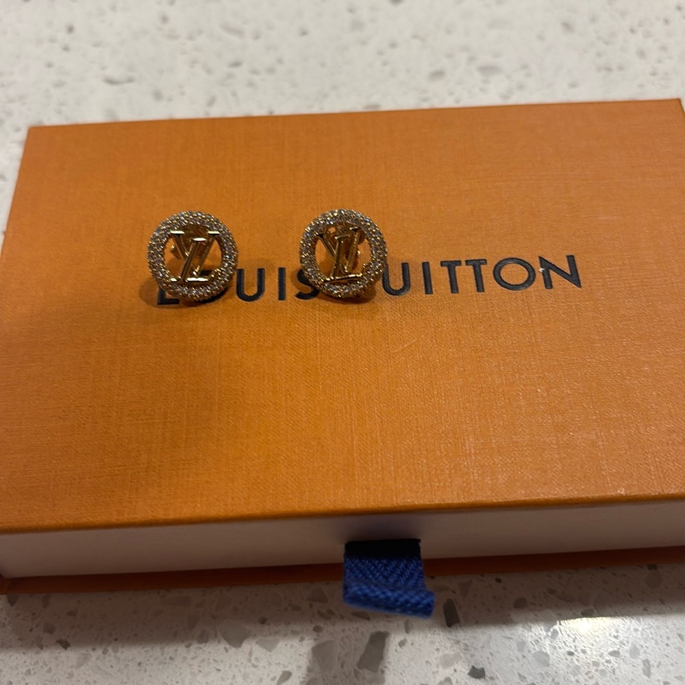 Louis Vuitton by night studs